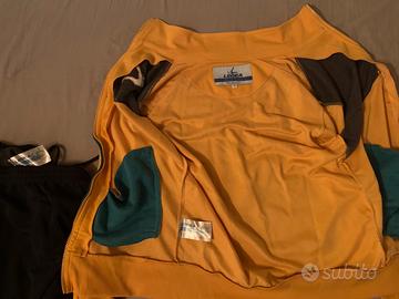 Tuta completa, Legea