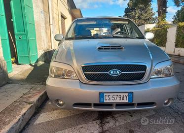 kia carnival