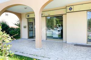 NEGOZIO A VEROLANUOVA
