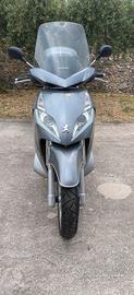 Peueot Geopolis Premium 250 cc