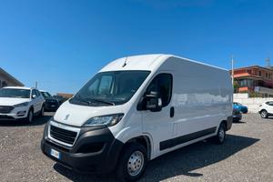 Peugeot Boxer 2.2 BlueHDi 140cv L3H2