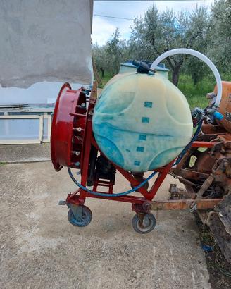 Atomizzatore portato 300 litri con pompa Comet e a