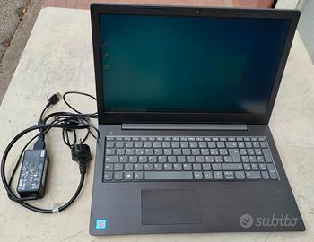 Lenovo V330-15IKB - INTEL CORE I7 - NVMe