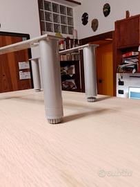 Piedini. Gambe regolabili x mobili