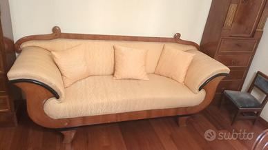Biedermeier del 1800 in legno di betulla