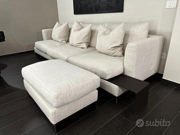 Divano stile Poliform -come nuovo