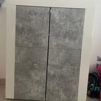 Mobili bianco e cenere