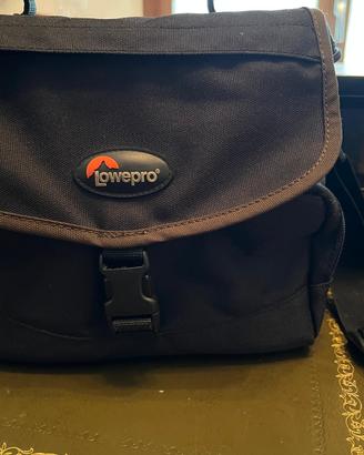 Borsa a spalla Lowepro