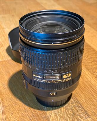 Obiettivo Nikon AF-S Nikkor 24-120mm f4.0 G ED VR