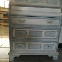 Piccolo scrittoio  in legno "Shabby Chic"