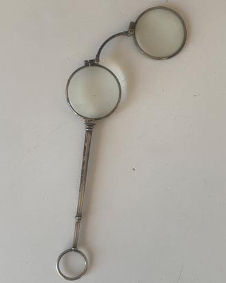 Splendido e raffinato lorgnette in argento fine800
