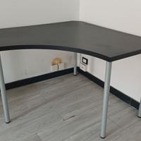 Scrivania angolare cm 120 x 120