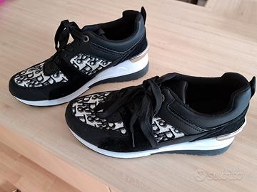 Snickers donna taglia 38