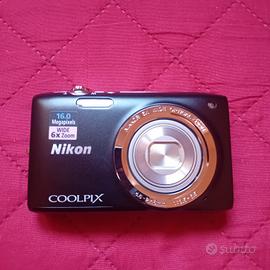 FOTOCAMERA NIKON COOLPIX S2700