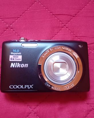 FOTOCAMERA NIKON COOLPIX S2700