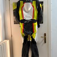 tuta stivali e guanti alpinestar e paraschiena