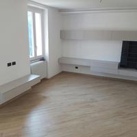 Soggiorno laccato color madreperla/antracite