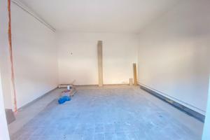 BOX AUTO Pressi Villa Comunale di Giugliano FL268