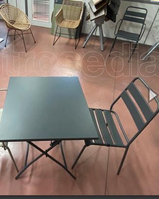 Set 5 tavoli 10 sediein metallo nero