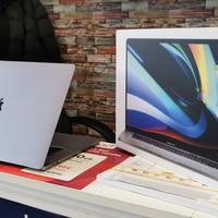 Macbook pro 16” 2019 i9 16 gb ram/ 1tb SSD