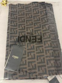 Sciarpa fendi