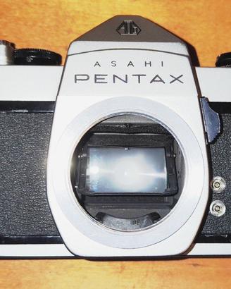Macchina fotografica Pentax Spotmatic revisionata