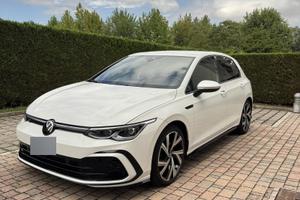 Golf 8 R-Line 1.5 etsi 150 CV - DSG