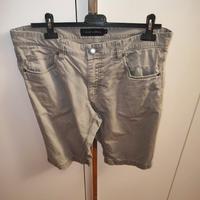 Bermuda J. Hart & Bros. taglia 50, con riparazioni