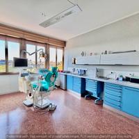 PE 126 Ambulatorio odontoiatrico comprese mura