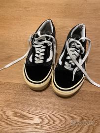 Vans sneakers