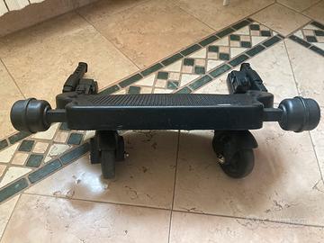 Pedana universale per passeggino