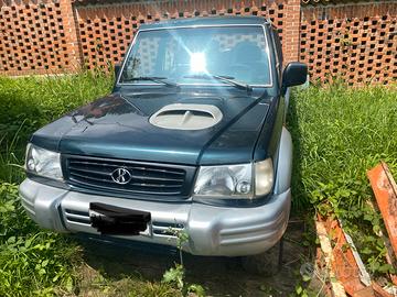 Hyundai Galloper 2.5 TD 4x4 con gancio traino