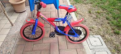 2 biciclette 16 pollici Cars e Spider-Man