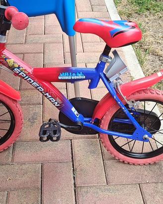 2 biciclette 16 pollici Cars e Spider-Man