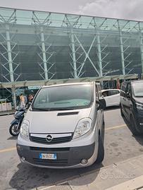 Opel vivano 