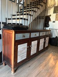 Credenza artigianale in legno massello
