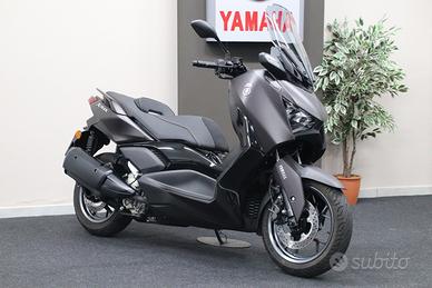 Yamaha X-Max 300 Tech Max