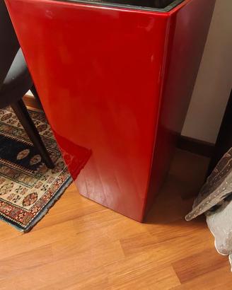 Vaso Lechuza design rosso lucido 80 cm – perfetto