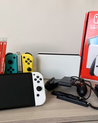 Nintendo Switch OLED + giochi