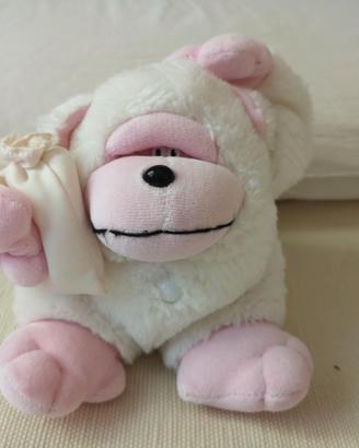 Peluches di dimensioni medie e piccoli