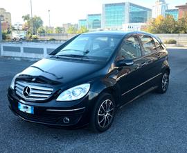 MERCEDES Classe B 180 cdi aut - 2008