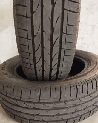 2 Pneumatici 215/60/17 96V