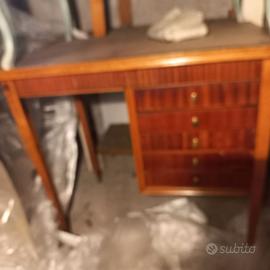 SCRITTOIO PICCOLO ANTICO