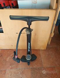 Pompa manuale bicicletta 