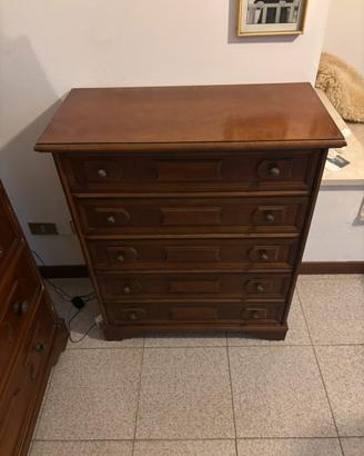 Cassettiera in legno
