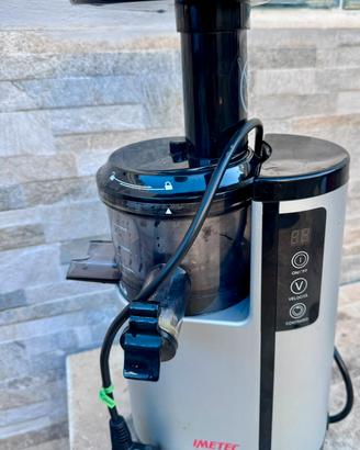 Estrattore di succo imetec succovivo compact 700