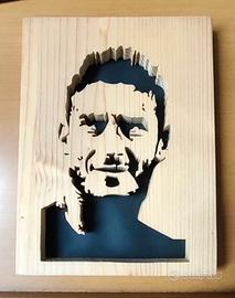Ritratto di Francesco Totti in legno