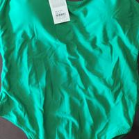 Costume verde intero. nuovo