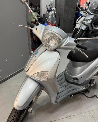Piaggio Liberty 200