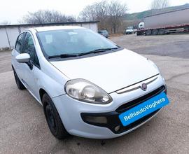 Fiat Punto 2011--1.2 Benzina Neopatentati